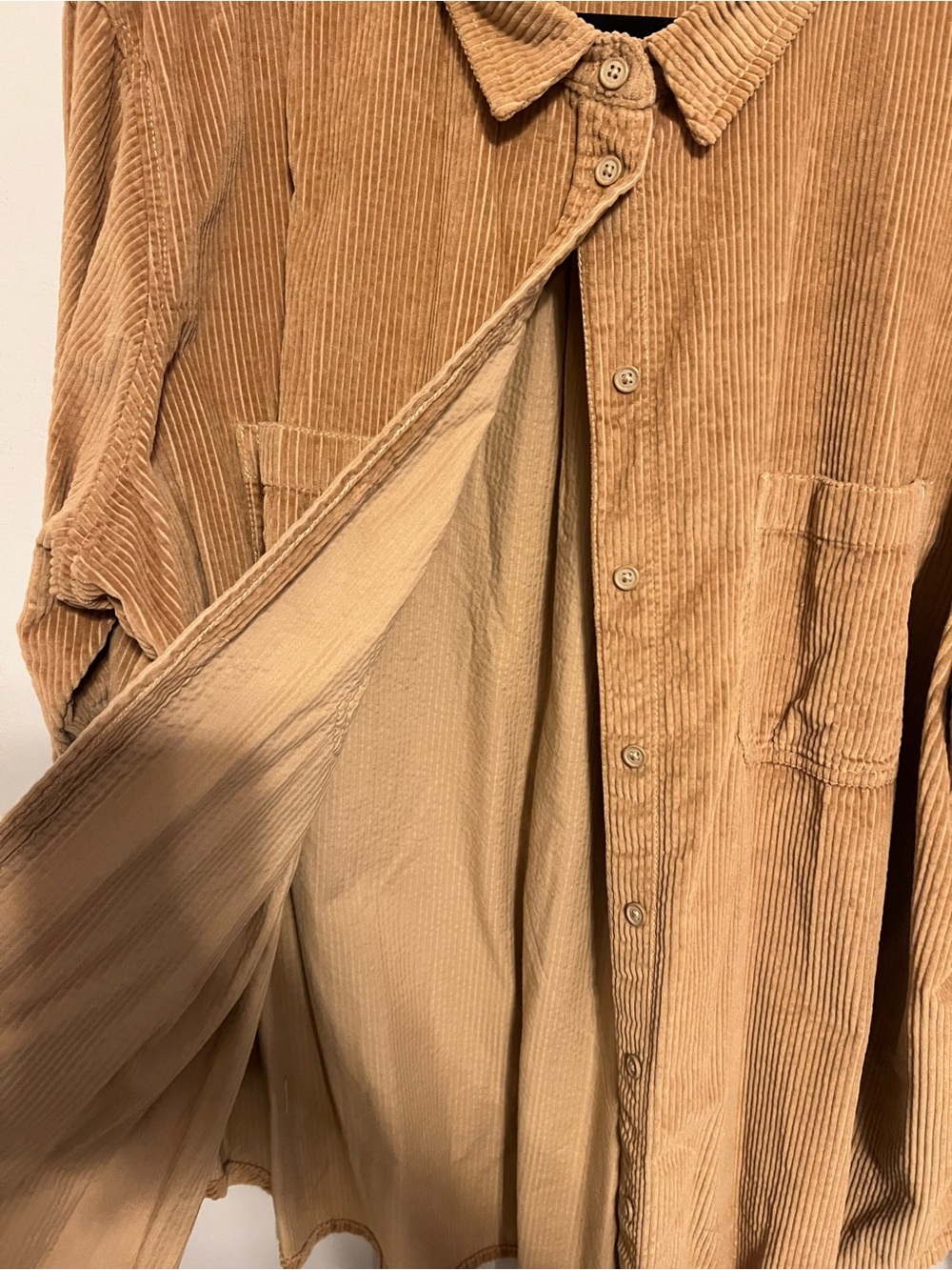American Eagle Corduroy Button Down Jacket/Shirt in Camel Brown | Women’s XXL - Picture 2 of 5